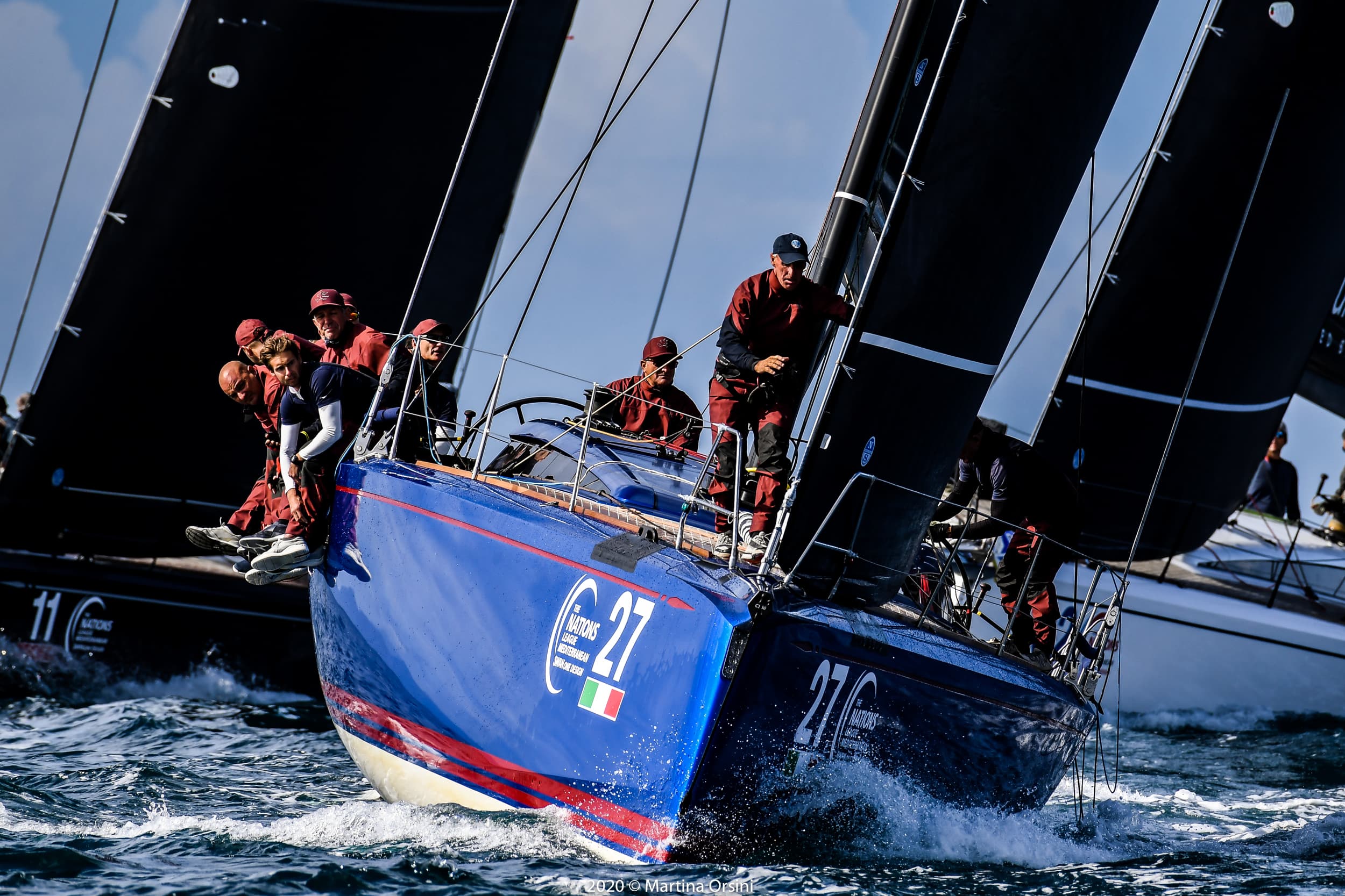 BandG Swan 44 Racing Autopilots H5000 Product Lifestyle Image.jpg